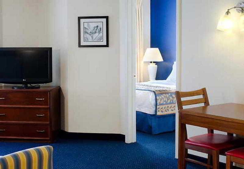 Residence Inn By Marriott Chicago Wilmette/Skokie Екстериор снимка